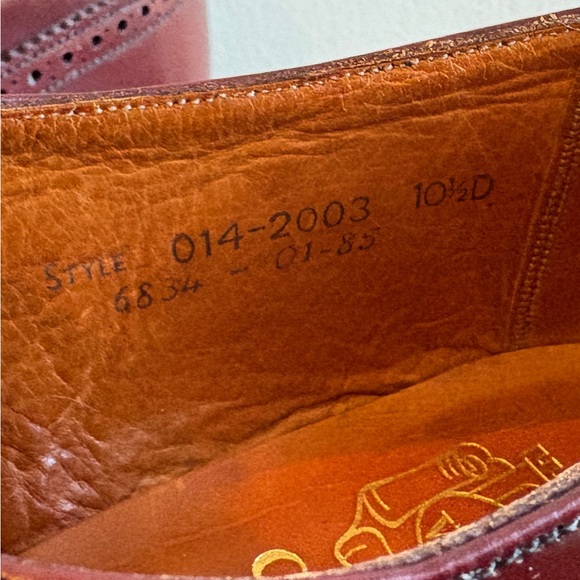 Vintage Royal Windsor by Grenson Leather Oxfords Wing Tip Brogue Style, 10.5 D - Picture 6 of 10